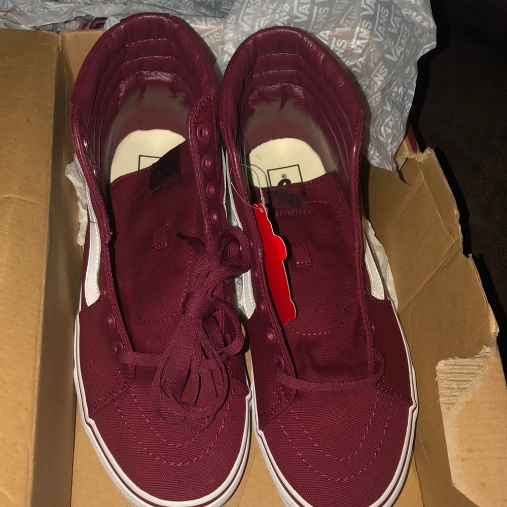 Vans - Picture 3 of 3